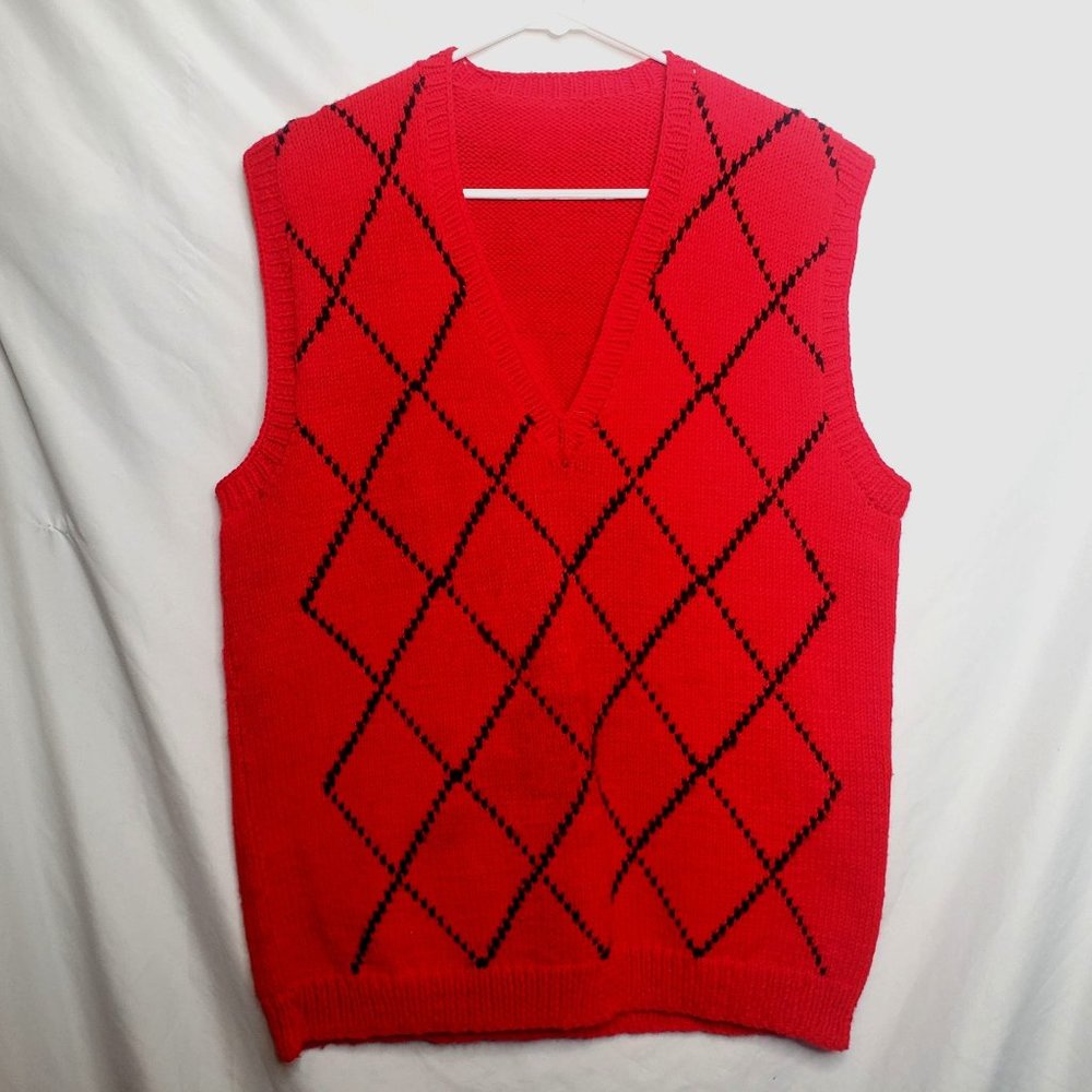 Vintage Sweater Vest Handmade Red Black Diamond Acrylic No Tags Size Large